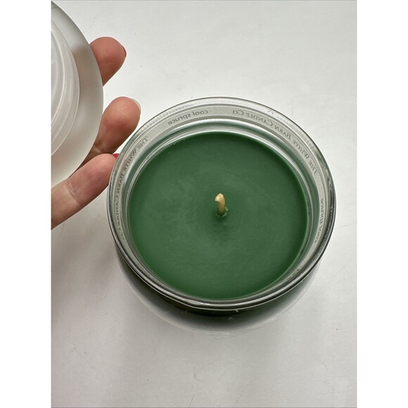 BATH BODY WHITE BARN CANDLE CO. REAL ESSENCES COOL SPRUCE JAR 15oz NOS - Picture 3 of 6
